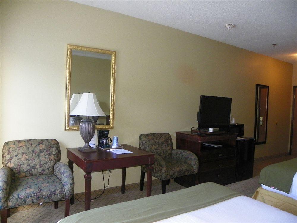 Holiday Inn Express Fairfield By Ihg Eksteriør bilde